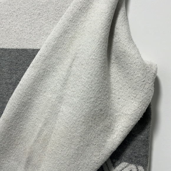 Claire France sweater - Picture 6 of 7